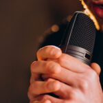 cantor cristao em itajai entenda o sucesso crescente da musica no brasil